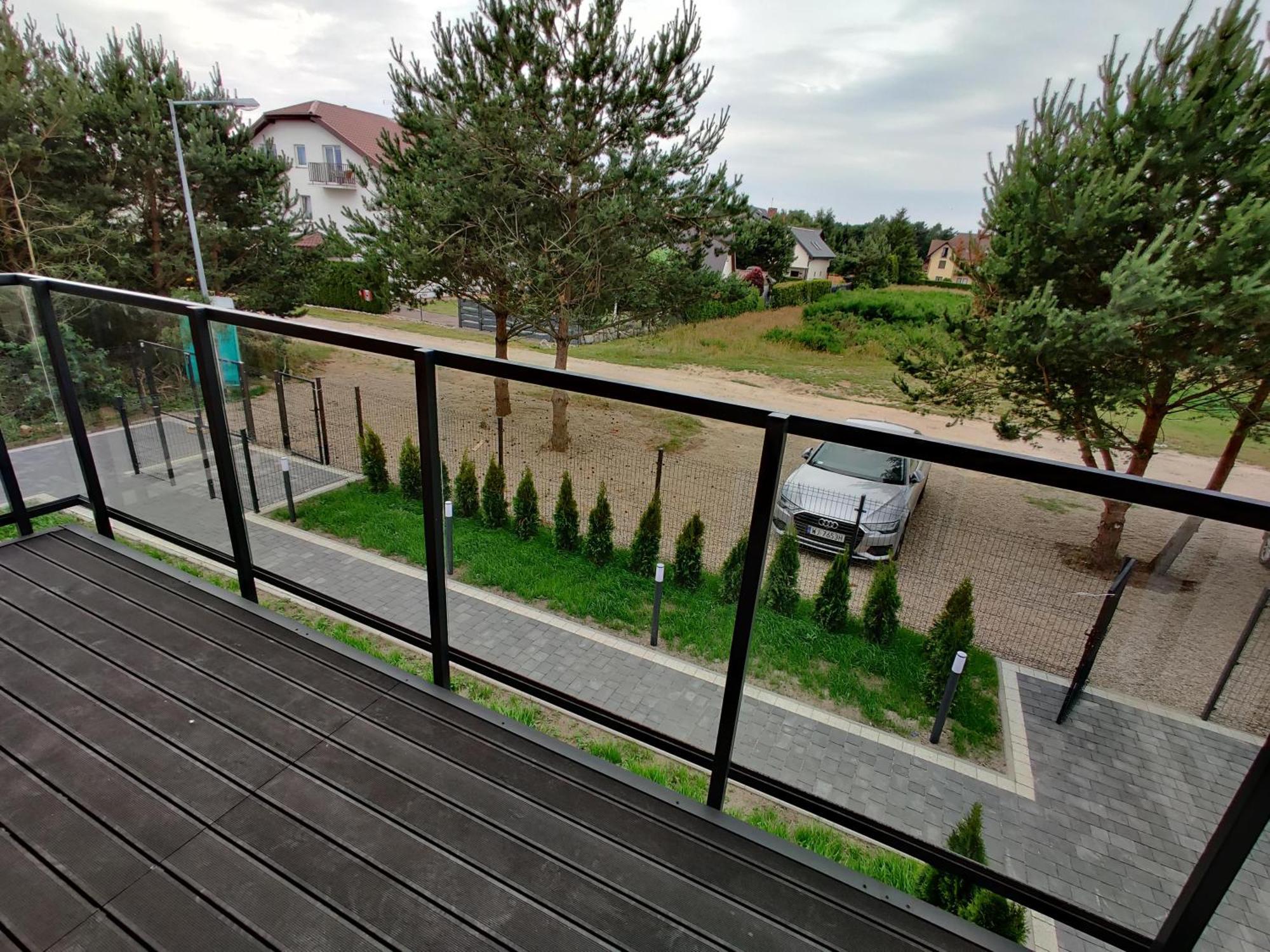 Ostrowo Plaza Hotel Buitenkant foto